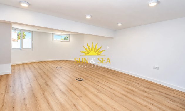 Wiederverkauf - Villa - Torrevieja - 