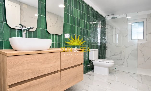 Wiederverkauf - Villa - Torrevieja - 