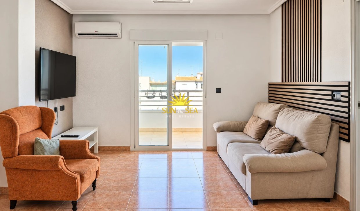 Wiederverkauf - Wohnung - Torrevieja - Centro