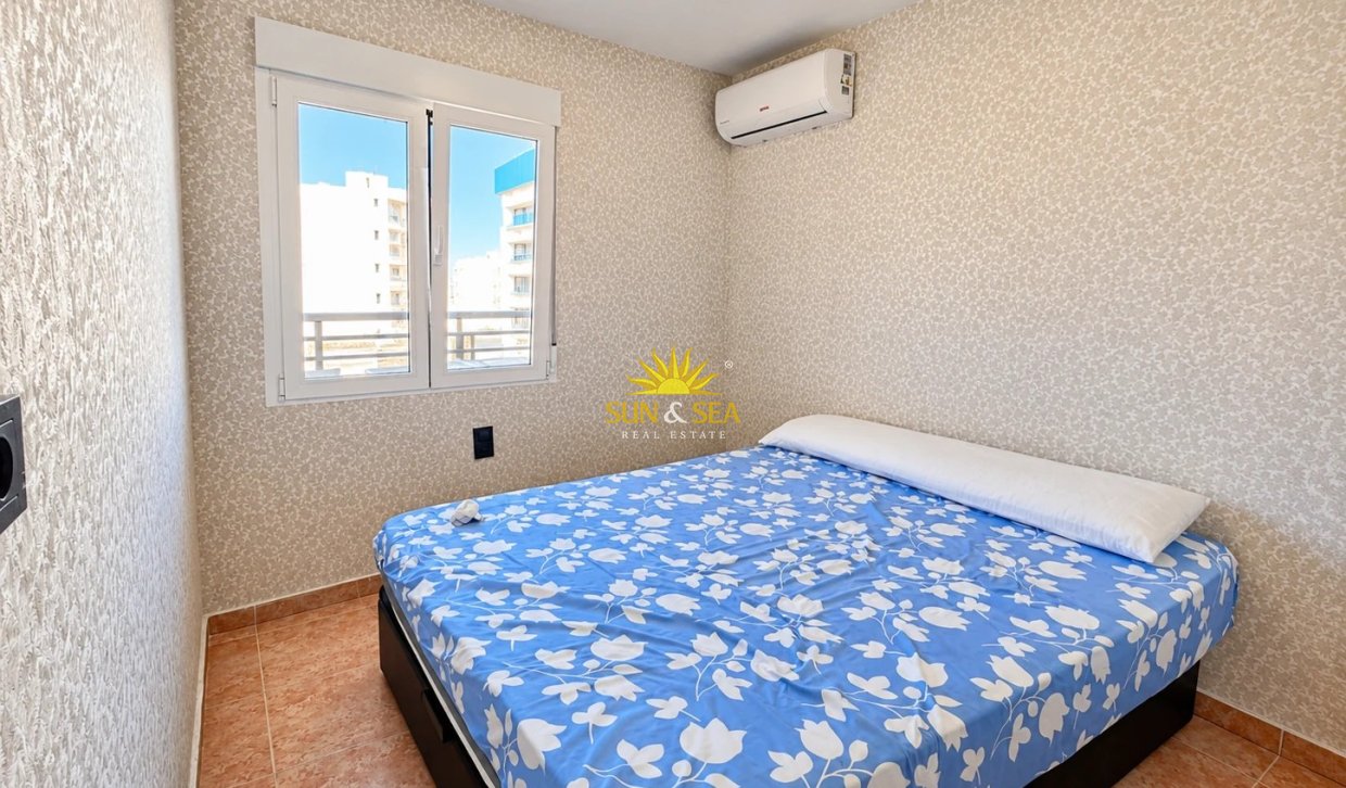 Wiederverkauf - Wohnung - Torrevieja - Centro