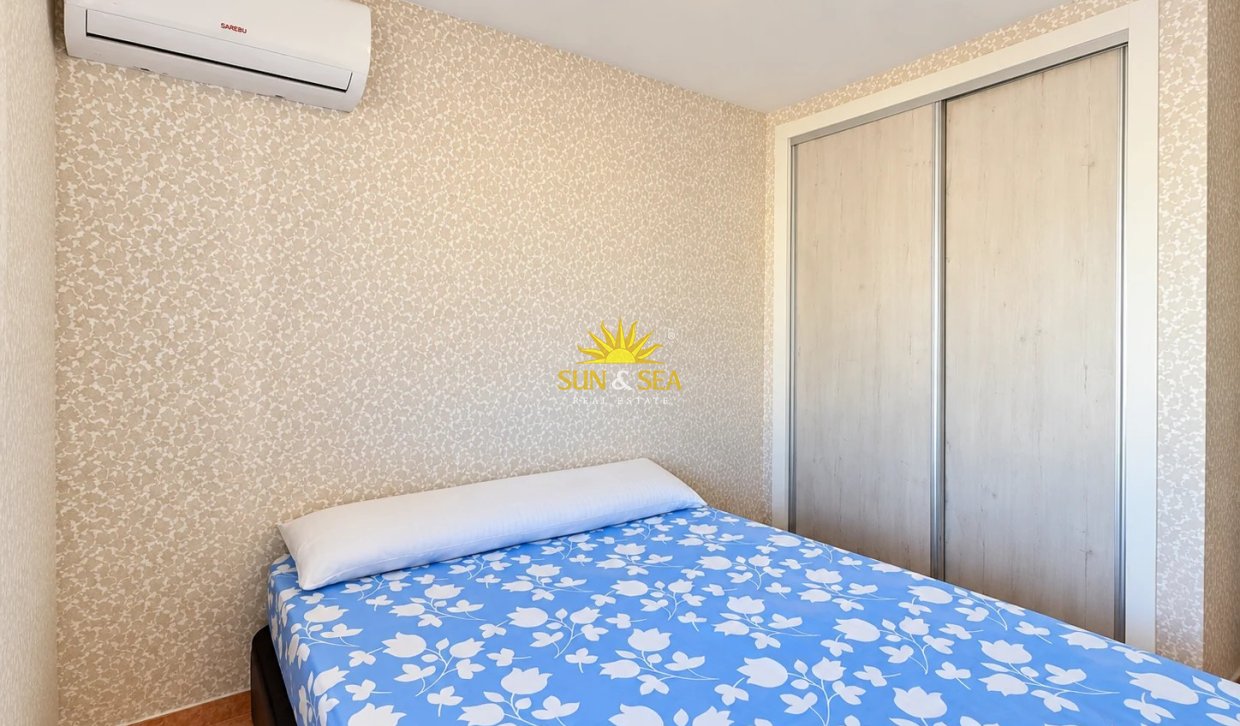 Wiederverkauf - Wohnung - Torrevieja - Centro