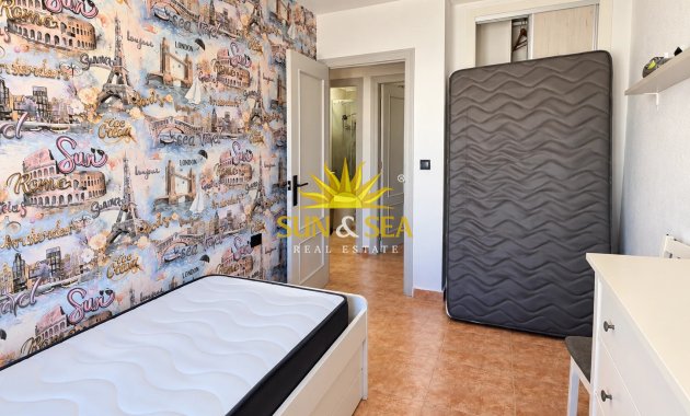 Wiederverkauf - Wohnung - Torrevieja - Centro