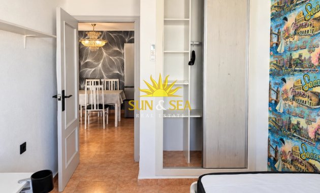 Wiederverkauf - Wohnung - Torrevieja - Centro