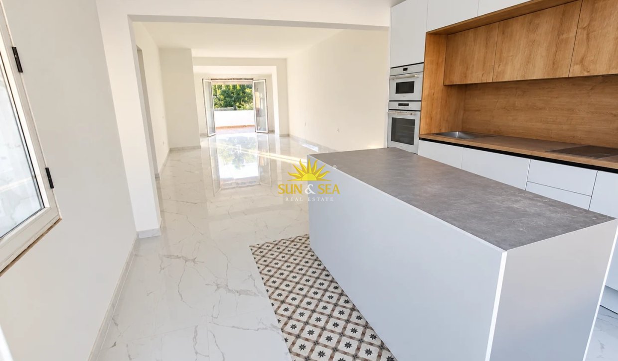Wiederverkauf - Villa - Orihuela Costa