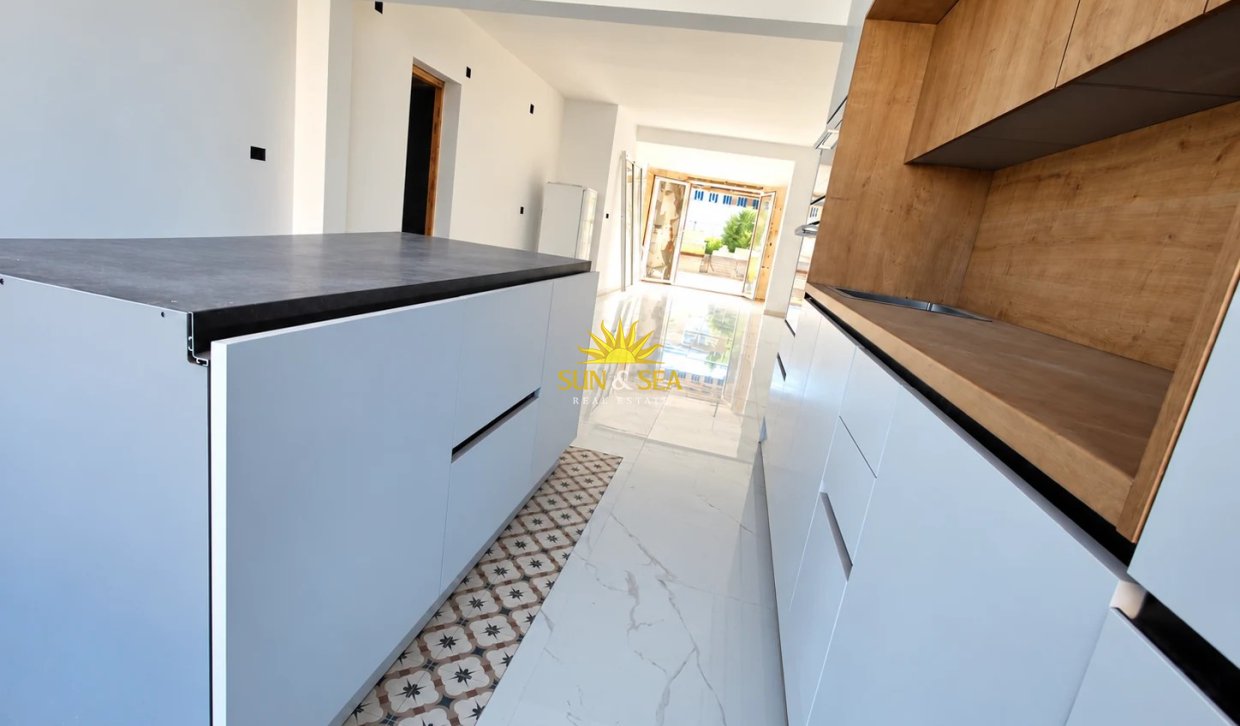 Wiederverkauf - Villa - Orihuela Costa