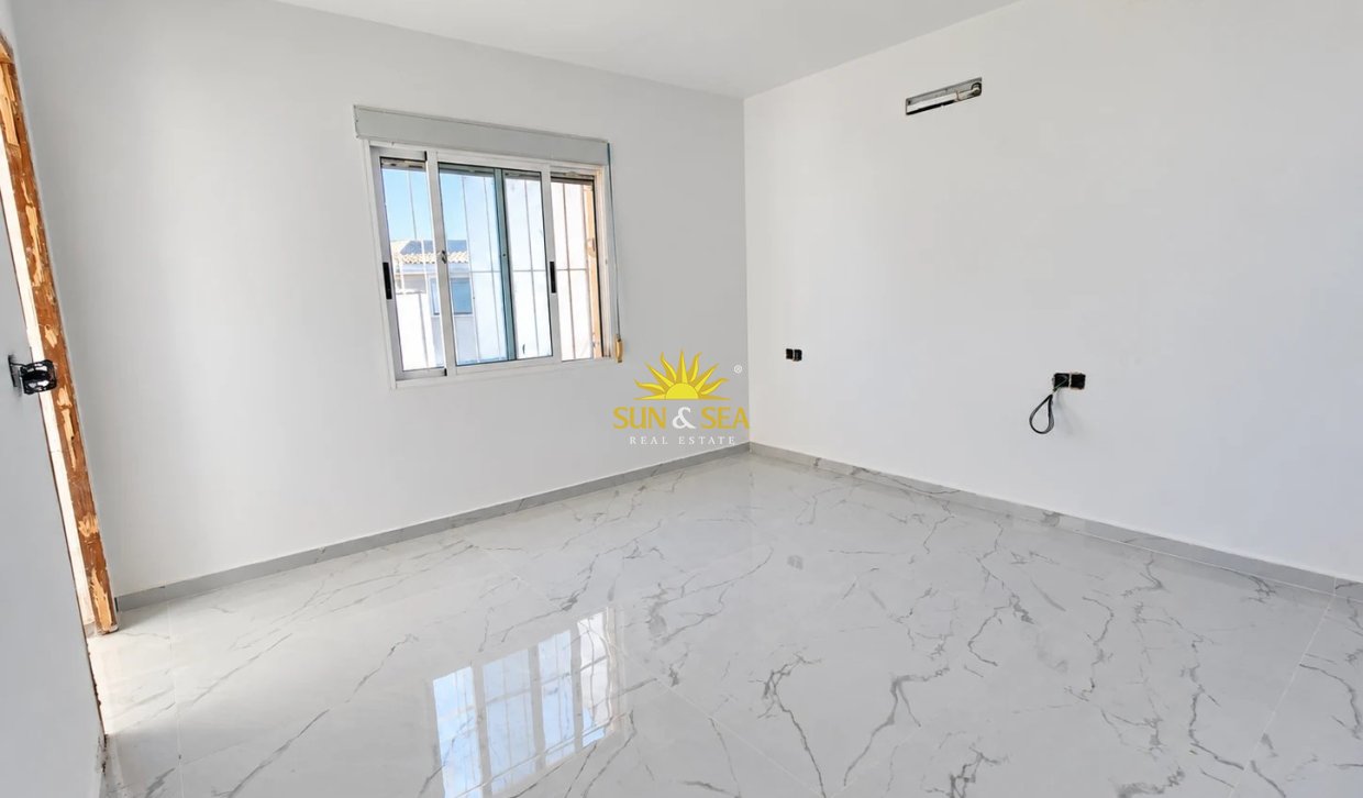 Wiederverkauf - Villa - Orihuela Costa