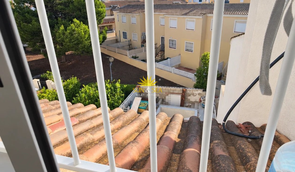 Wiederverkauf - Villa - Orihuela Costa