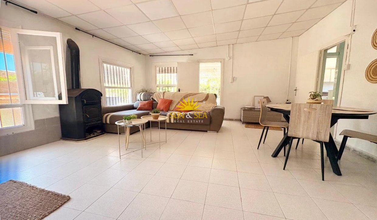Lange Termijn Verhuur - Villa - Guardamar del Segura - 