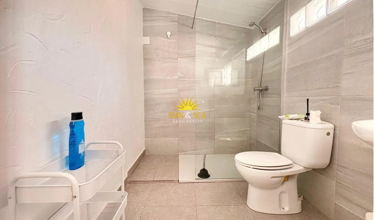 Lange Termijn Verhuur - Villa - Guardamar del Segura - 