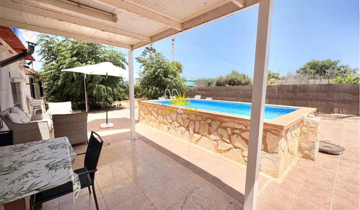 Lange Termijn Verhuur - Villa - Guardamar del Segura - 