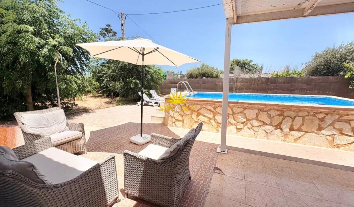 Lange Termijn Verhuur - Villa - Guardamar del Segura - 