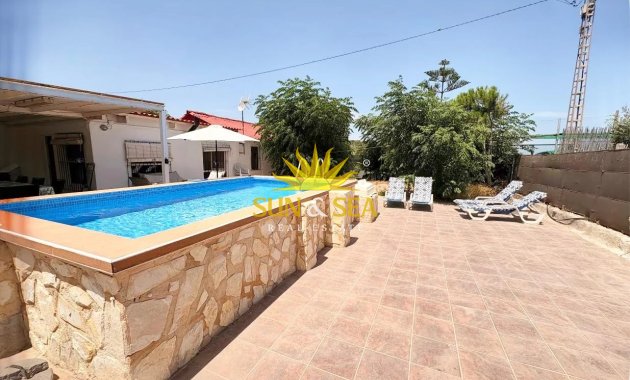 Lange Termijn Verhuur - Villa - Guardamar del Segura - 