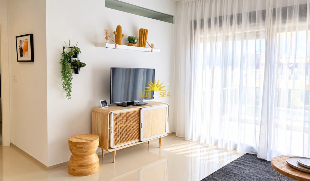Lange Termijn Verhuur - Appartement - Arenales del Sol
