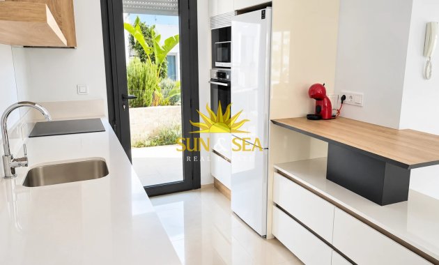 Lange Termijn Verhuur - Appartement - Arenales del Sol
