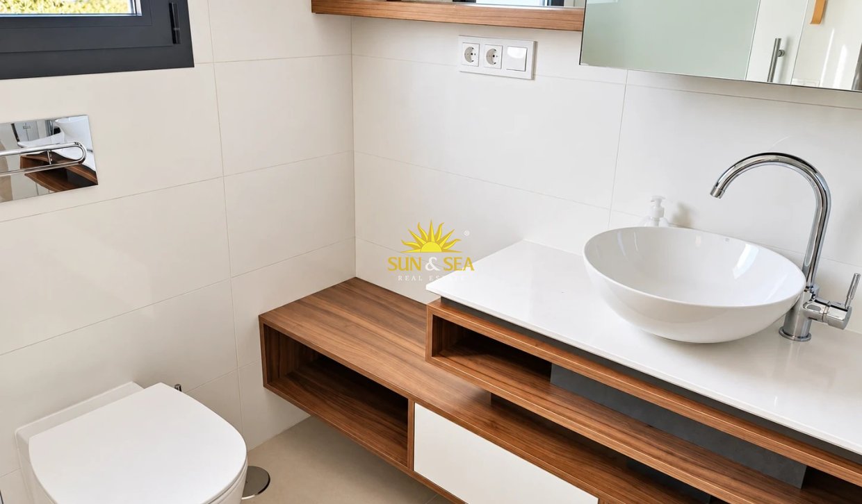 Lange Termijn Verhuur - Appartement - Arenales del Sol