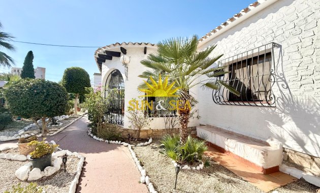 Langfristige Vermietung - Freistehende Villa - Finestrat - Cala de Finestrat