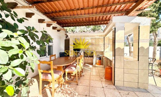 Langfristige Vermietung - Freistehende Villa - Finestrat - Cala de Finestrat