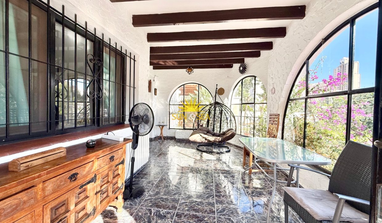 Langfristige Vermietung - Freistehende Villa - Finestrat - Cala de Finestrat