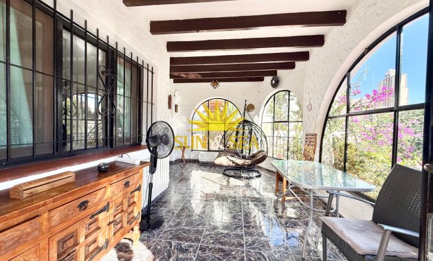 Langfristige Vermietung - Freistehende Villa - Finestrat - Cala de Finestrat