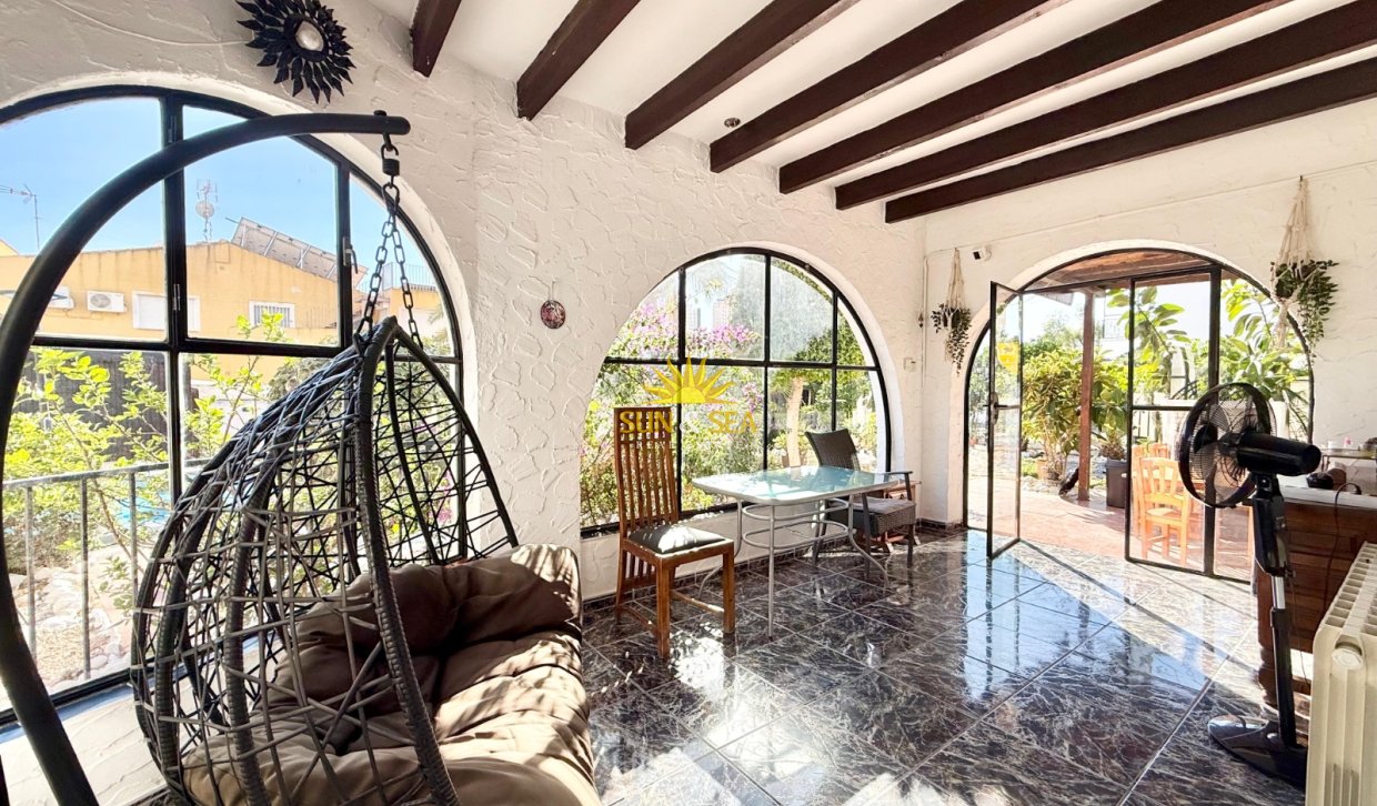Langfristige Vermietung - Freistehende Villa - Finestrat - Cala de Finestrat