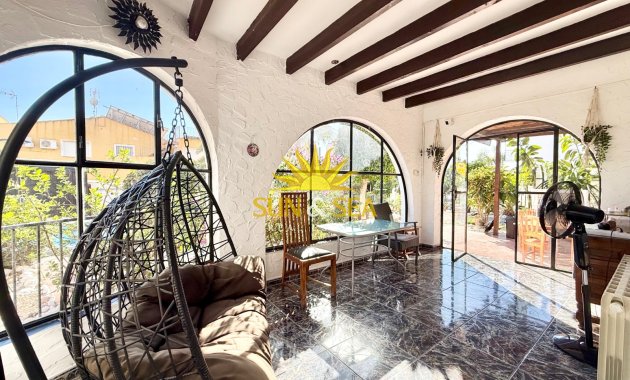 Langfristige Vermietung - Freistehende Villa - Finestrat - Cala de Finestrat