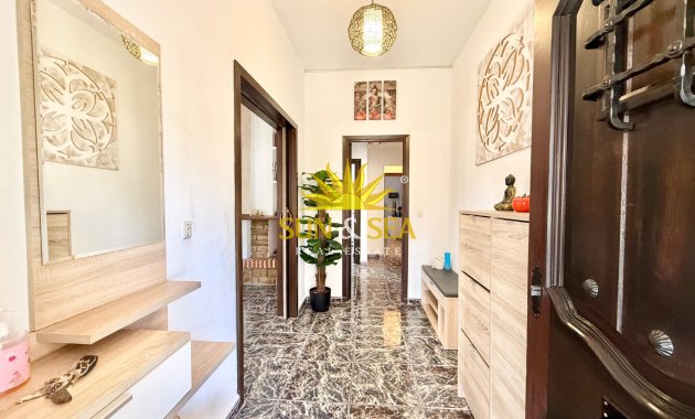 Langfristige Vermietung - Freistehende Villa - Finestrat - Cala de Finestrat