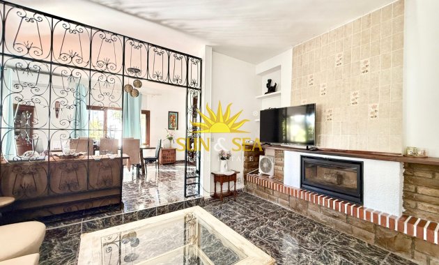 Langfristige Vermietung - Freistehende Villa - Finestrat - Cala de Finestrat