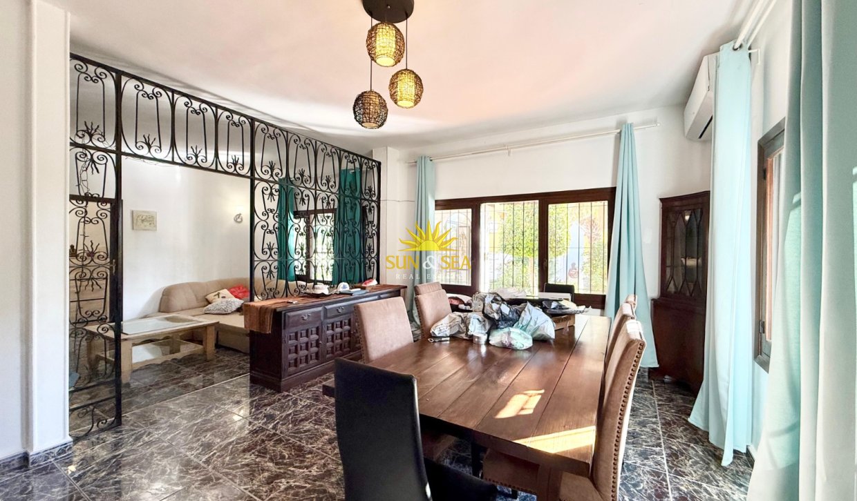 Langfristige Vermietung - Freistehende Villa - Finestrat - Cala de Finestrat