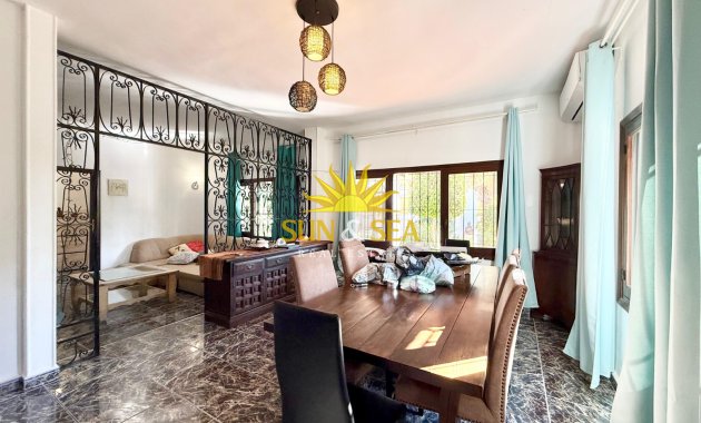 Langfristige Vermietung - Freistehende Villa - Finestrat - Cala de Finestrat