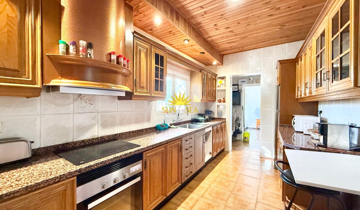 Langfristige Vermietung - Freistehende Villa - Finestrat - Cala de Finestrat