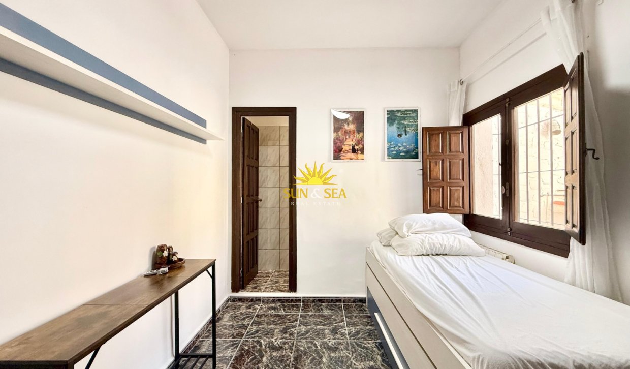 Langfristige Vermietung - Freistehende Villa - Finestrat - Cala de Finestrat