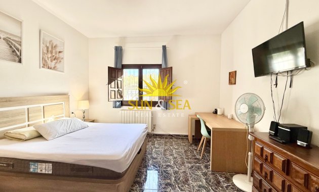 Langfristige Vermietung - Freistehende Villa - Finestrat - Cala de Finestrat
