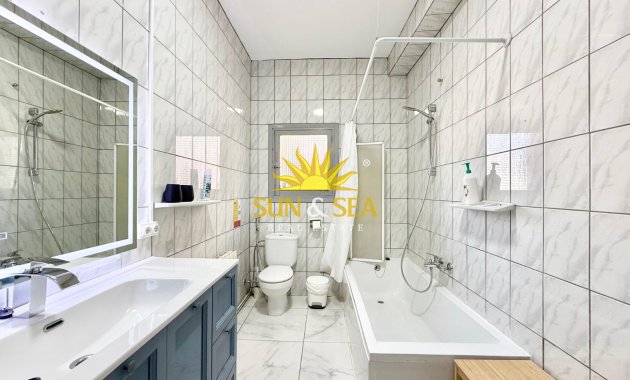 Langfristige Vermietung - Freistehende Villa - Finestrat - Cala de Finestrat