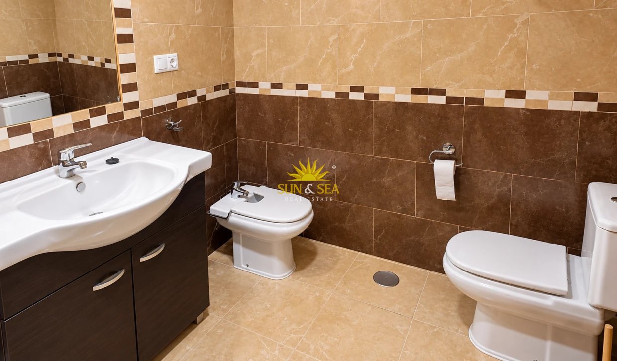 Location à long terme - Maison mitoyenne - Orihuela Costa