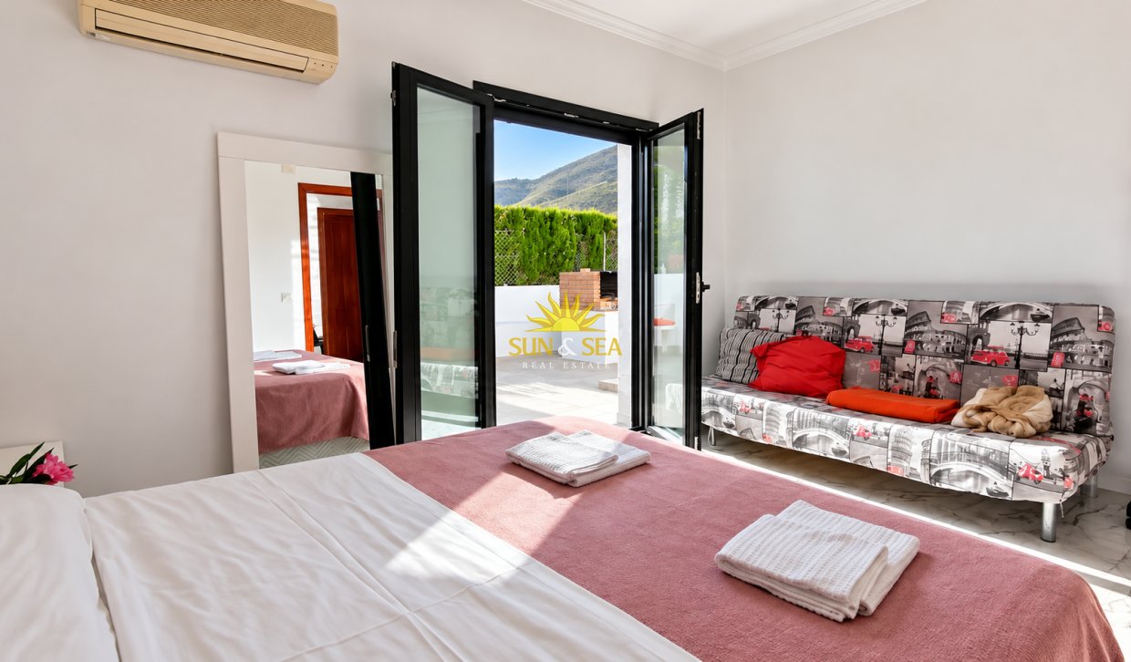 Долгосрочная аренда - Villa - El Campello