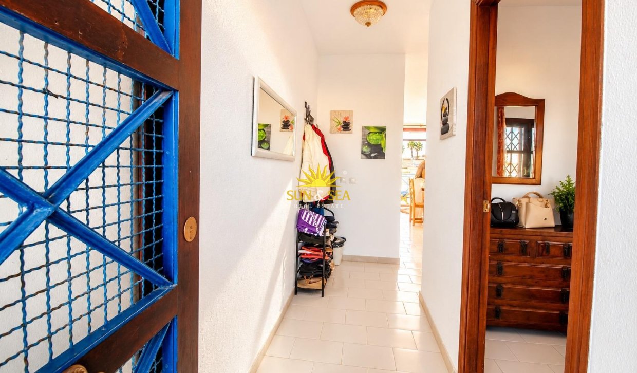 Перепродажа - Apartment - Torrevieja - Torreblanca
