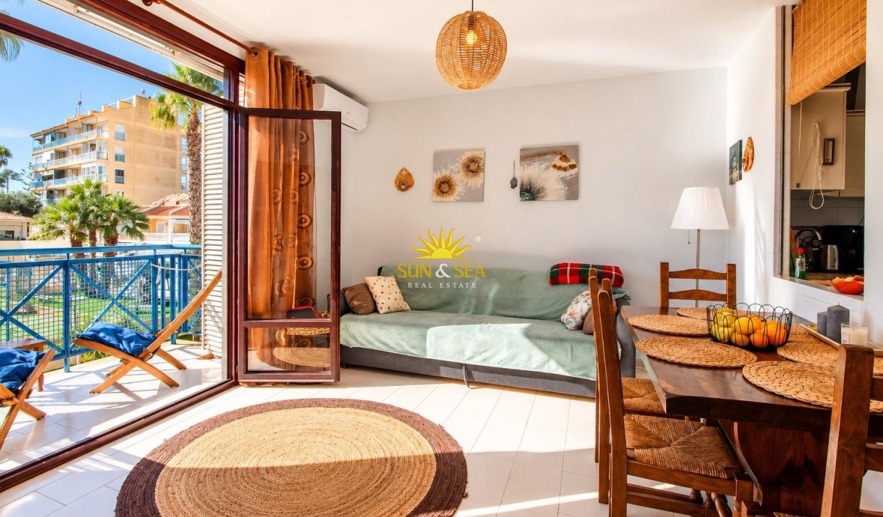 Перепродажа - Apartment - Torrevieja - Torreblanca