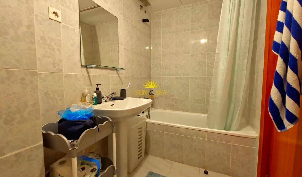 Location à long terme - Appartement - Torrevieja - El Acequión - Los Náufragos