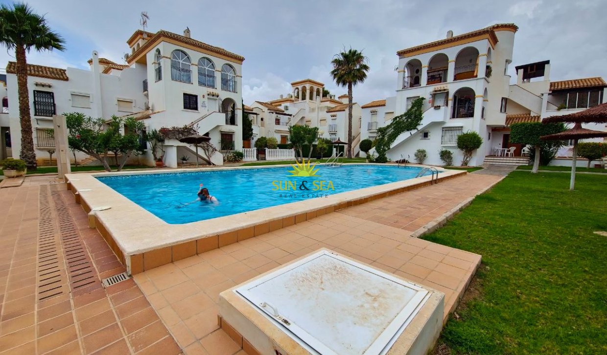 Location à long terme - Townhouse - Orihuela Costa - Playa Flamenca