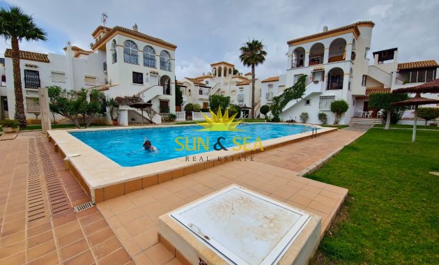 Location à long terme - Townhouse - Orihuela Costa - Playa Flamenca