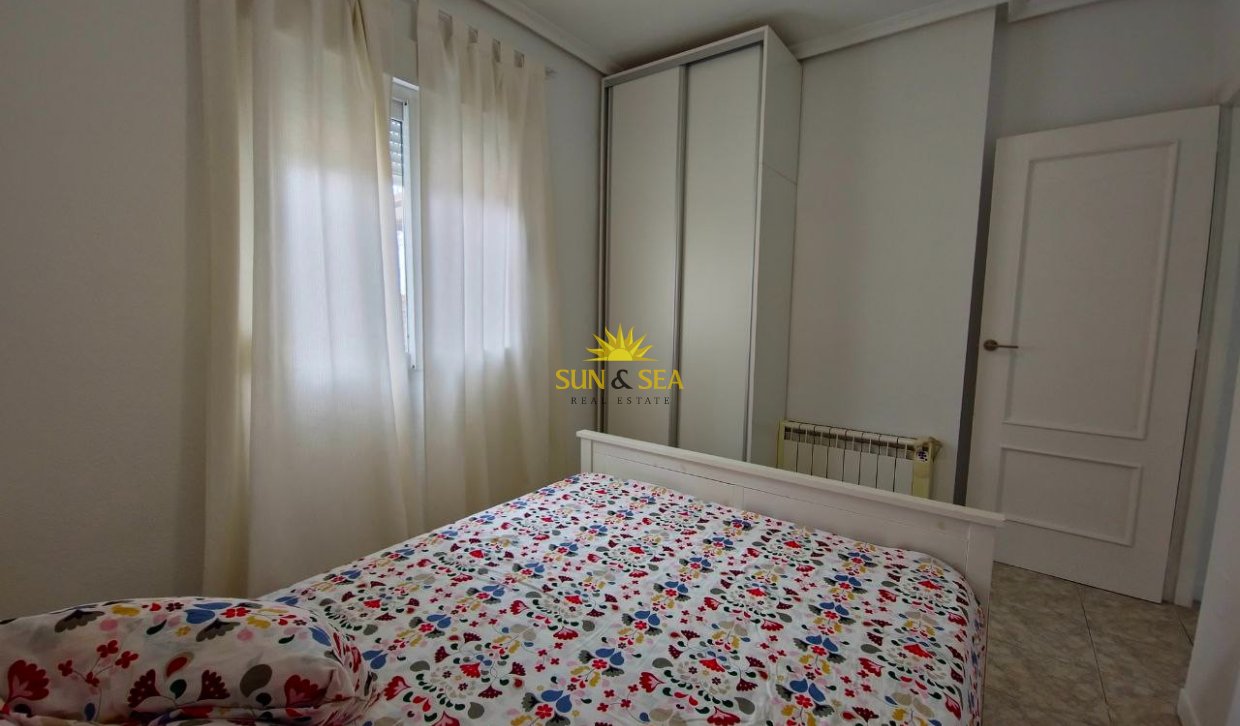 Location à long terme - Townhouse - Orihuela Costa - Playa Flamenca