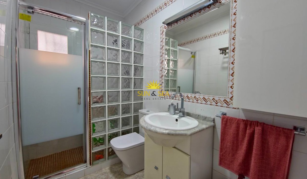 Location à long terme - Townhouse - Orihuela Costa - Playa Flamenca
