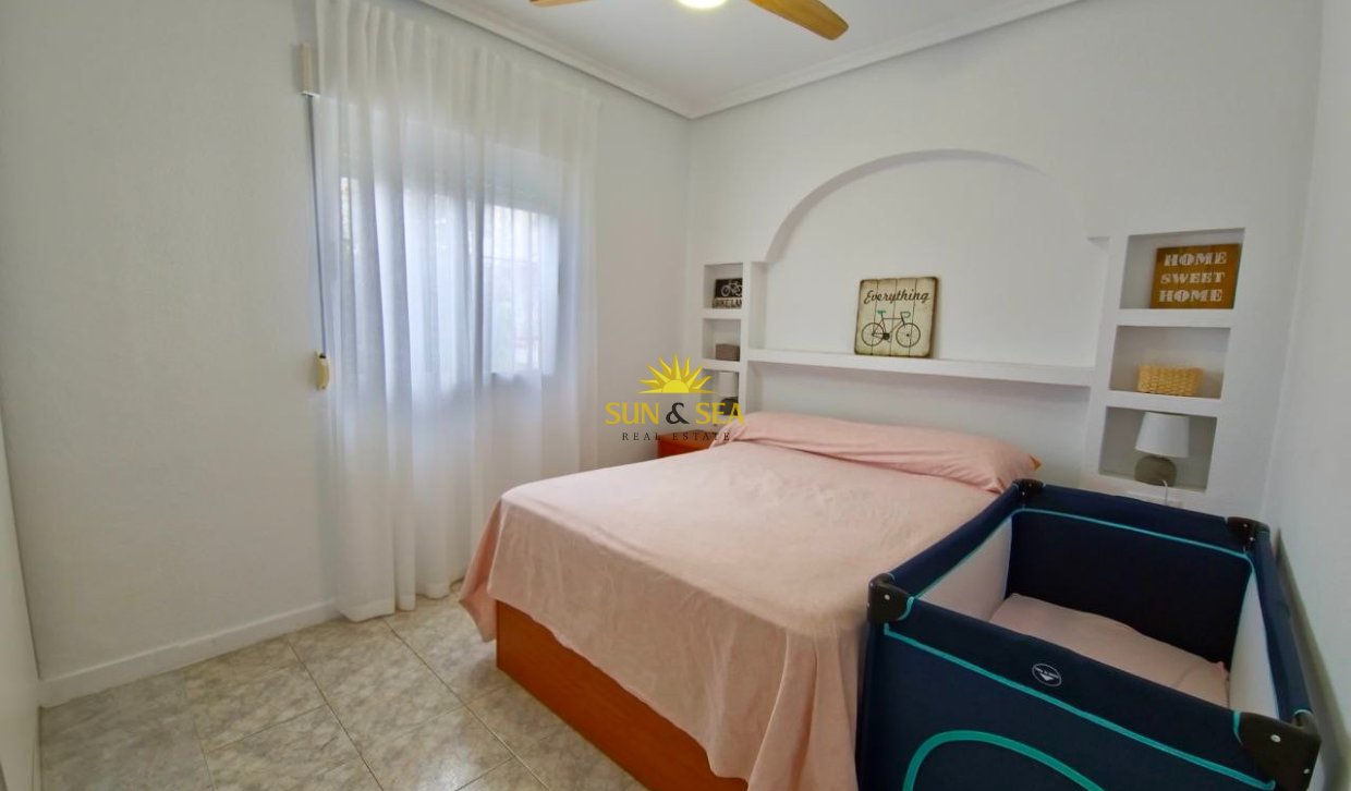 Location à long terme - Townhouse - Orihuela Costa - Playa Flamenca
