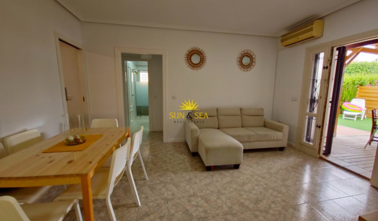 Location à long terme - Townhouse - Orihuela Costa - Playa Flamenca