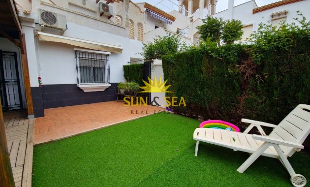 Location à long terme - Townhouse - Orihuela Costa - Playa Flamenca