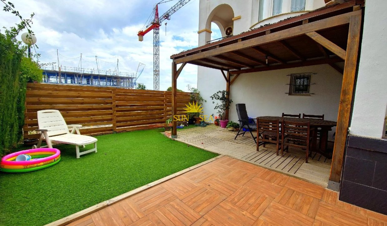 Location à long terme - Townhouse - Orihuela Costa - Playa Flamenca