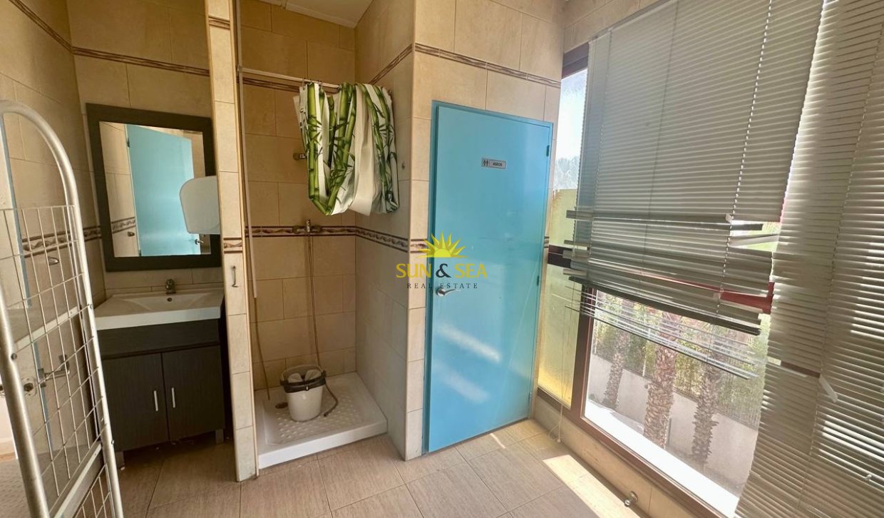 Long Term Rental - Commercial - Torrevieja - Los balcones