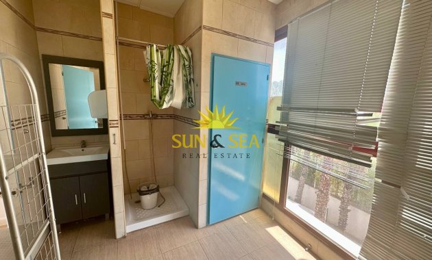 Long Term Rental - Commercial - Torrevieja - Los balcones