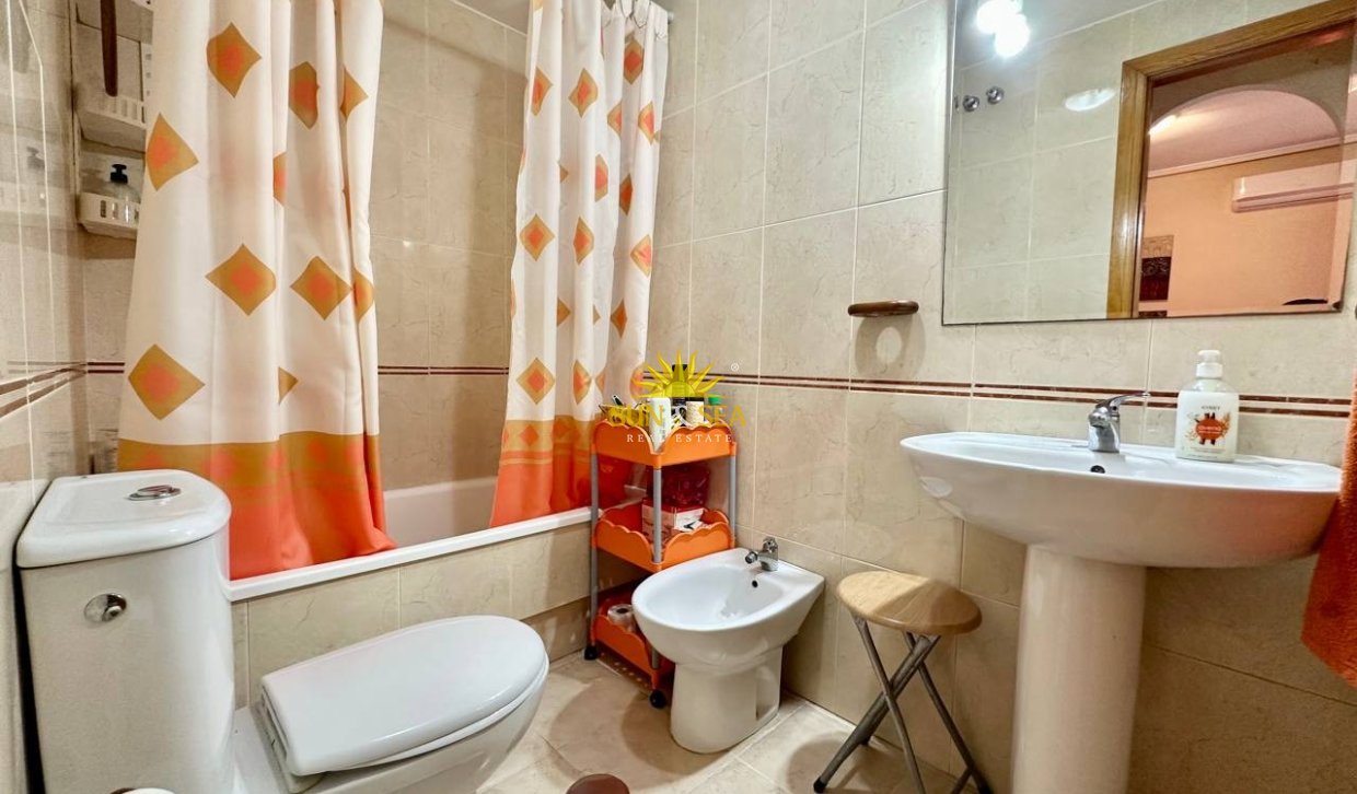 Kurzzeit-Vermietung - Wohnung - Torrevieja - Playa de los Locos