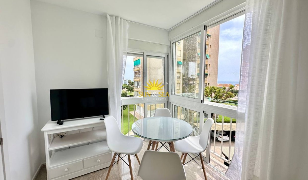 Alquiler a largo plazo - Apartamento - Campoamor - Dehesa de campoamor